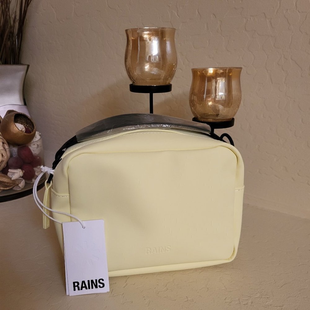 Rains Box Bag Color Straw Crossbody shoulder bag NWT - Picture 3 of 14